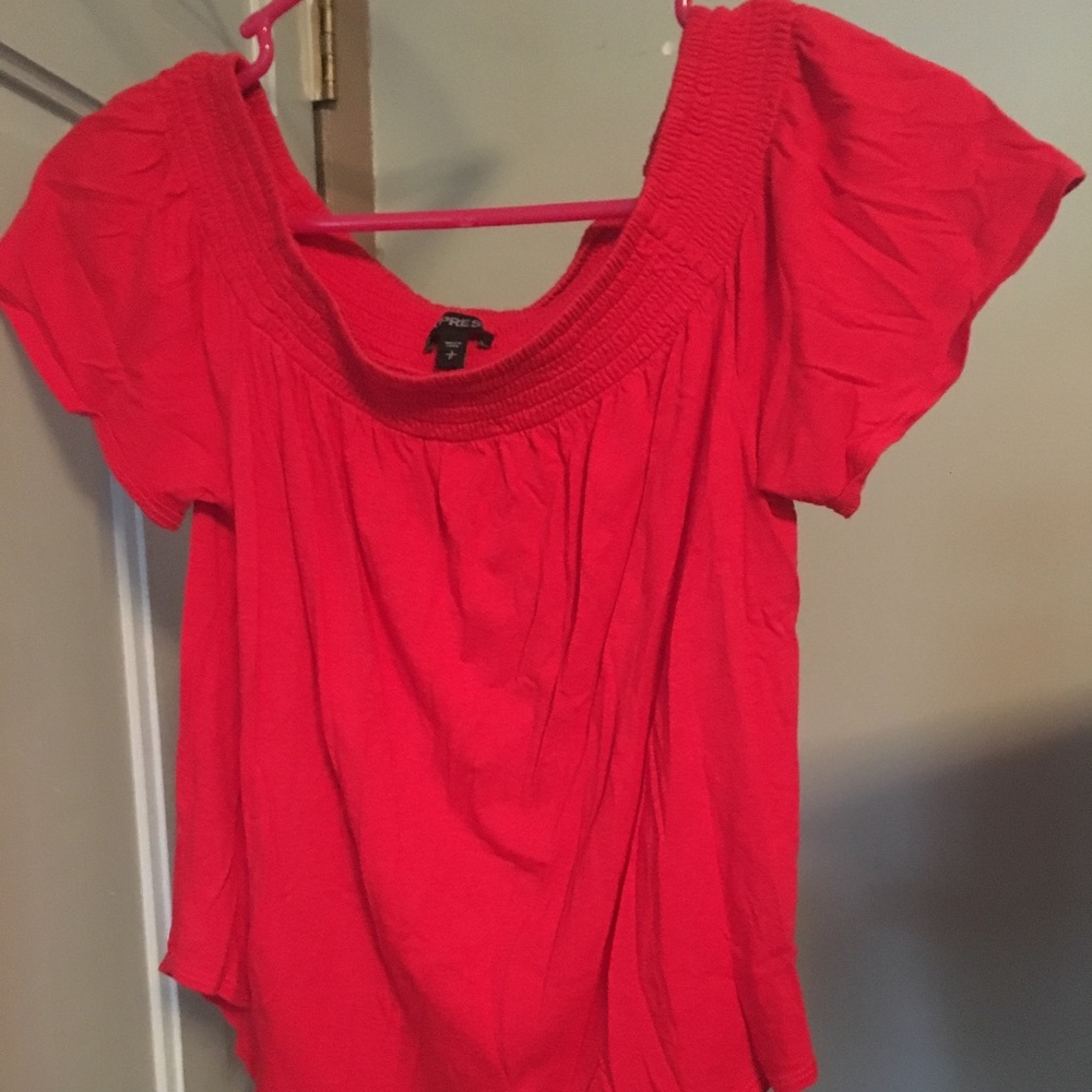 Express Top - Picture 2 of 7